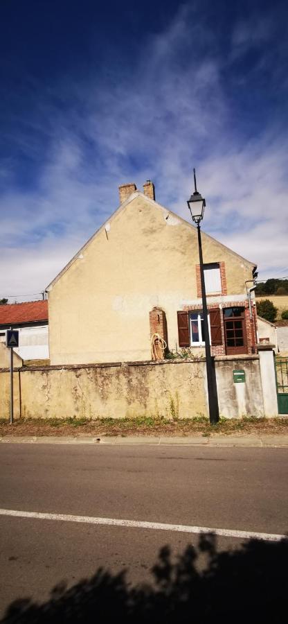 Вілла Maison De Campagne La Celle-Saint-Cyr Екстер'єр фото